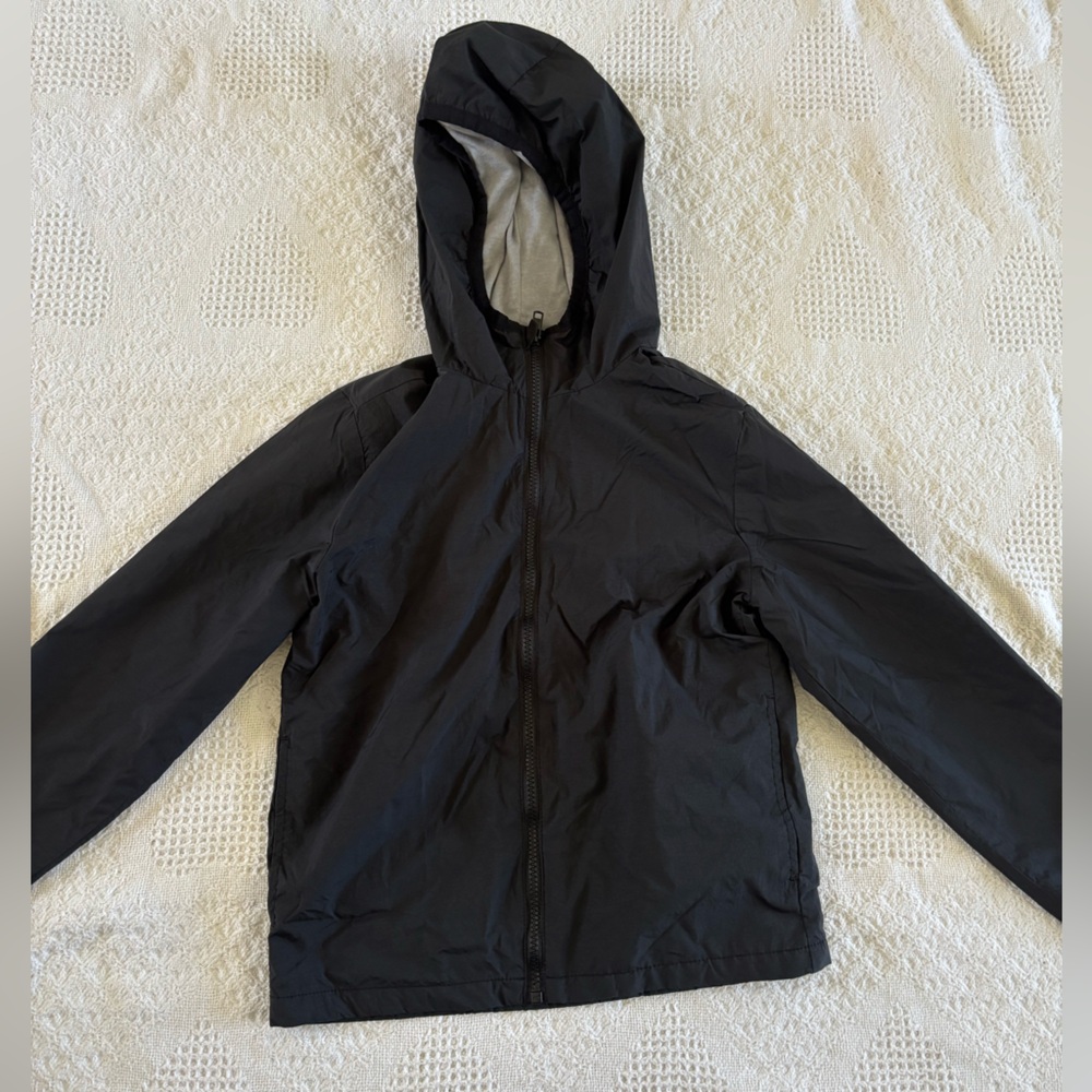 Old Navy Kids Size 8 Black Water Resistant Lightweight Windbreaker Jacket